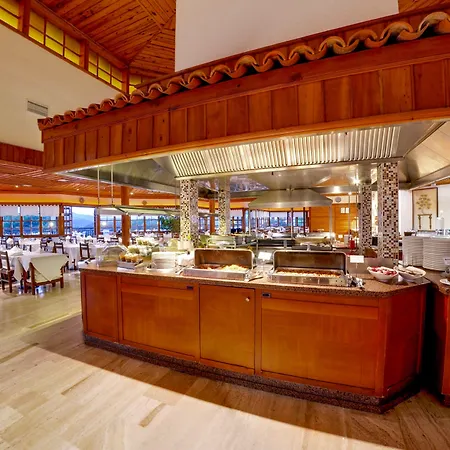 Montana Pine Resort-3